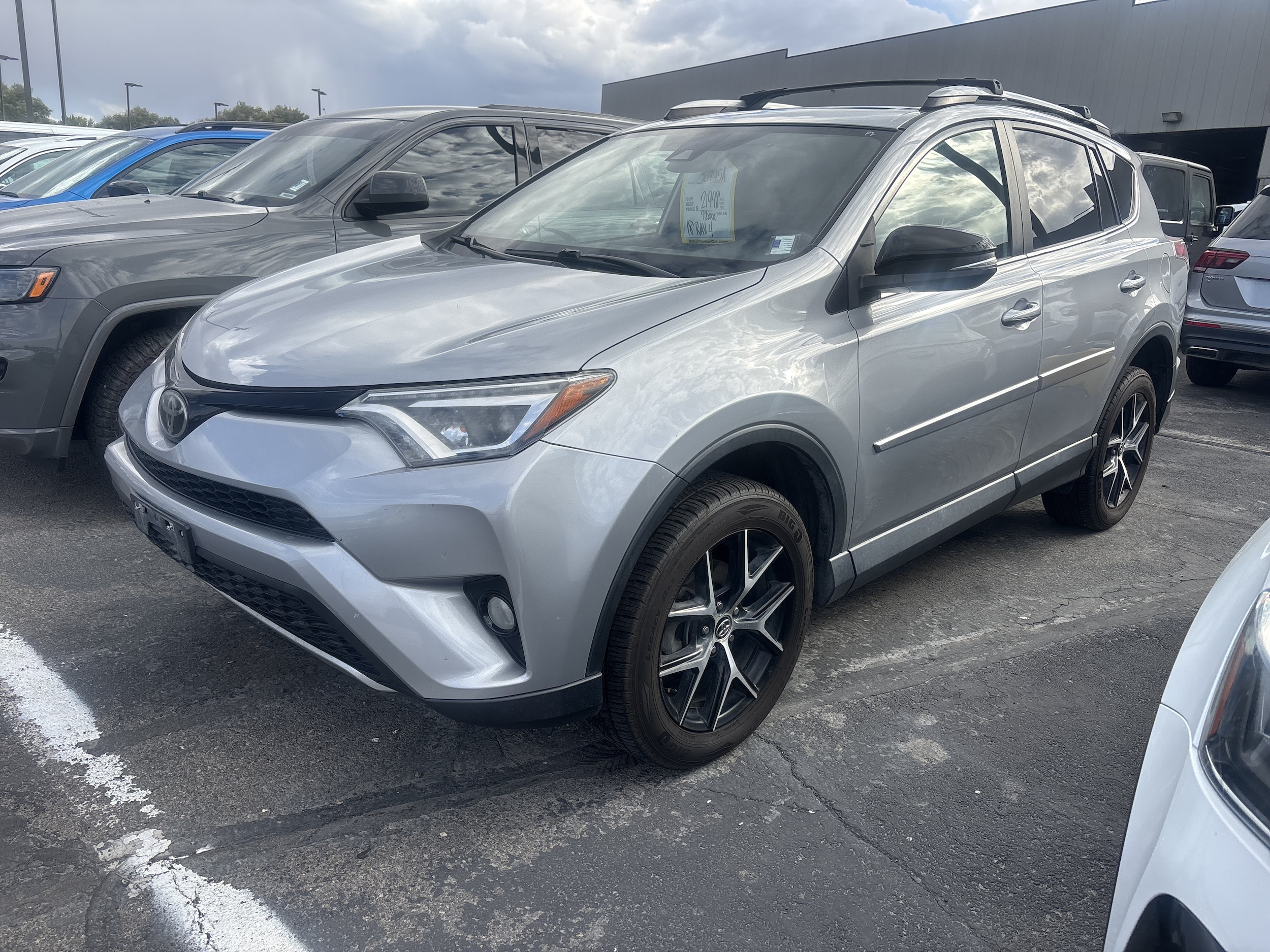 2018 Toyota RAV4 SE