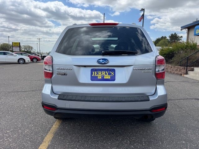 2015 Subaru Forester i Premium - Photo 6