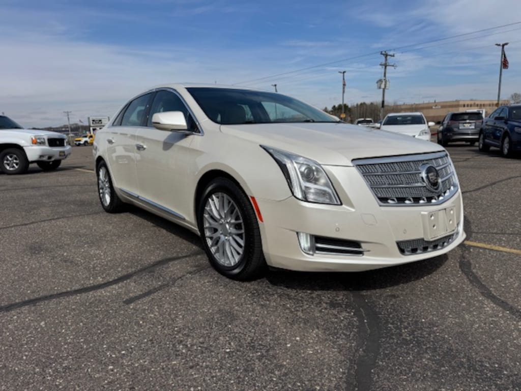 Used 2013 CADILLAC XTS Platinum Sedan