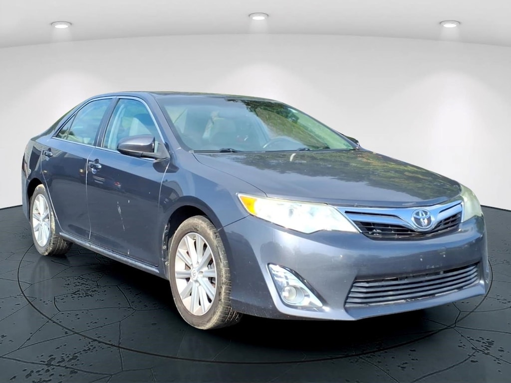 Used 2012 Toyota Camry XLE Sedan