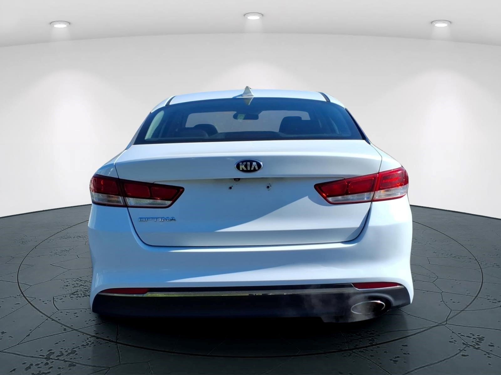 Used 2016 Kia Optima LX Sedan