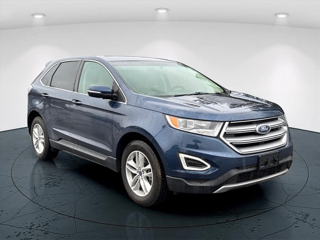 2017 Ford Edge