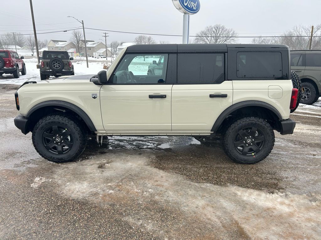 2025 Ford Bronco 4-Door Big Bend - Photo 4