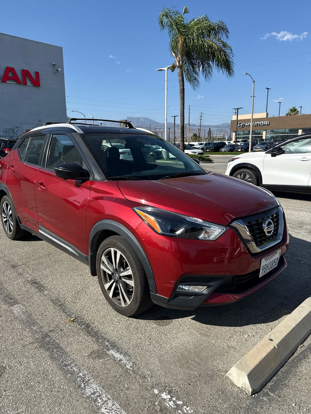 Used 2019 Nissan Kicks SR SUV