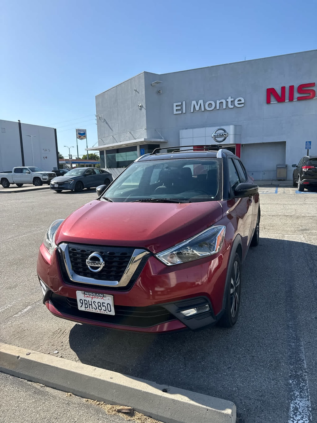 Used 2019 Nissan Kicks SR SUV