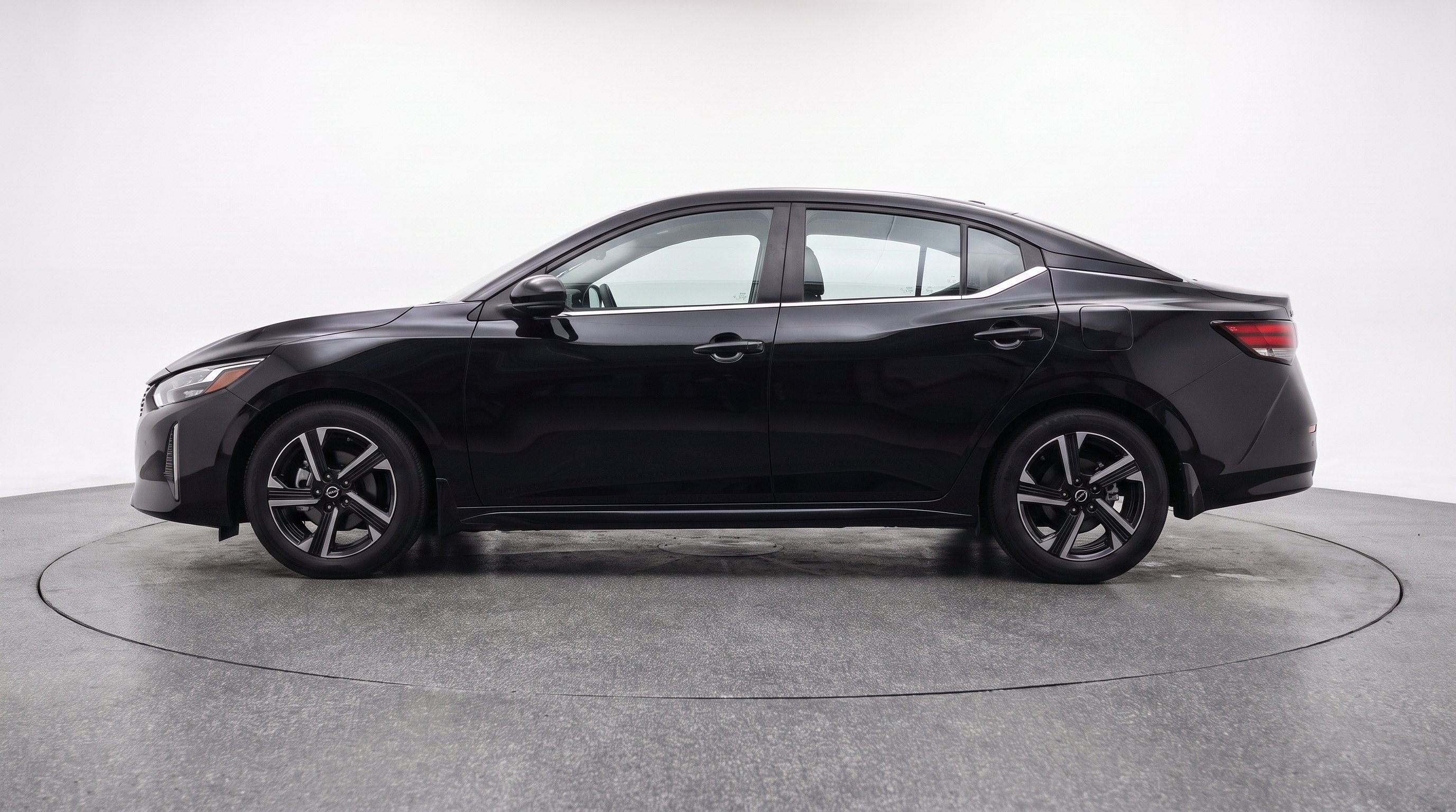 Thumbnail: 2025 Nissan Sentra - 5