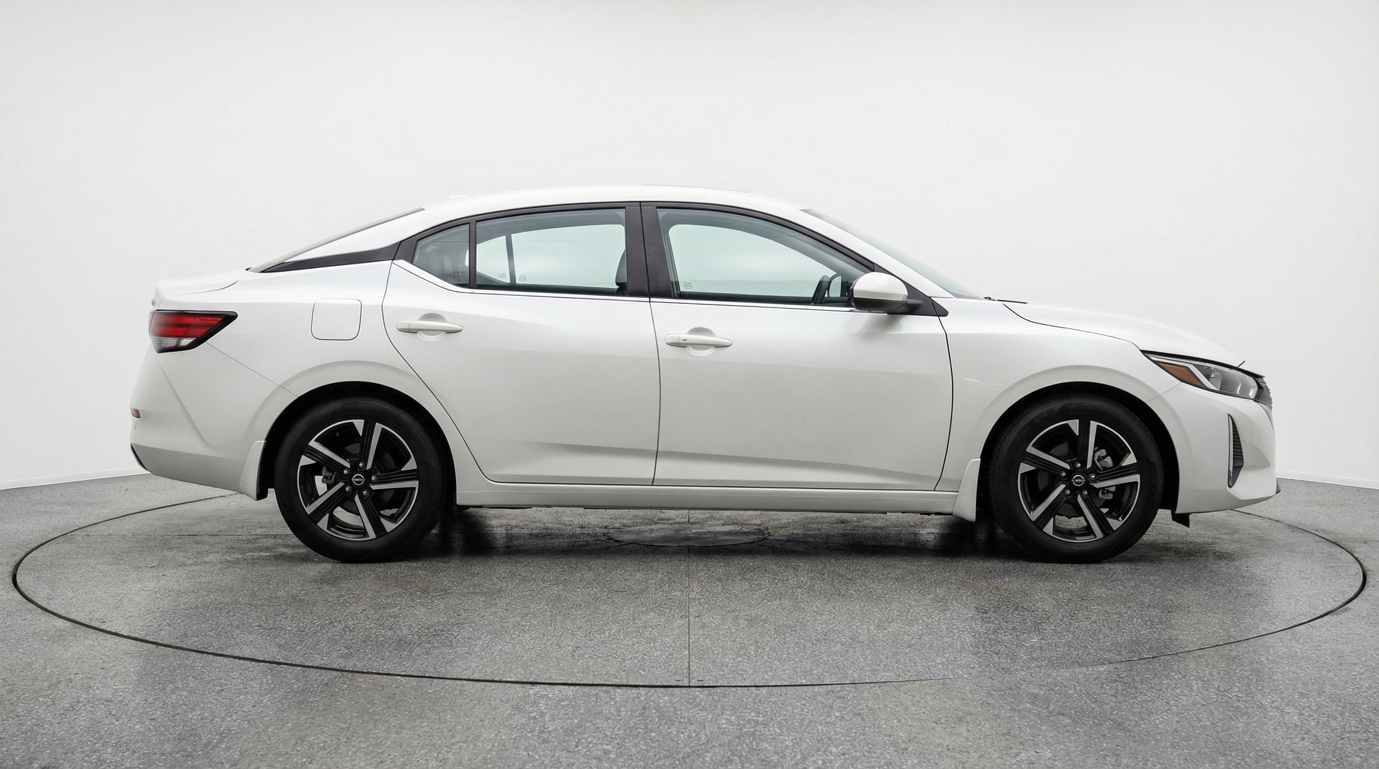 Thumbnail: 2025 Nissan Sentra - 11