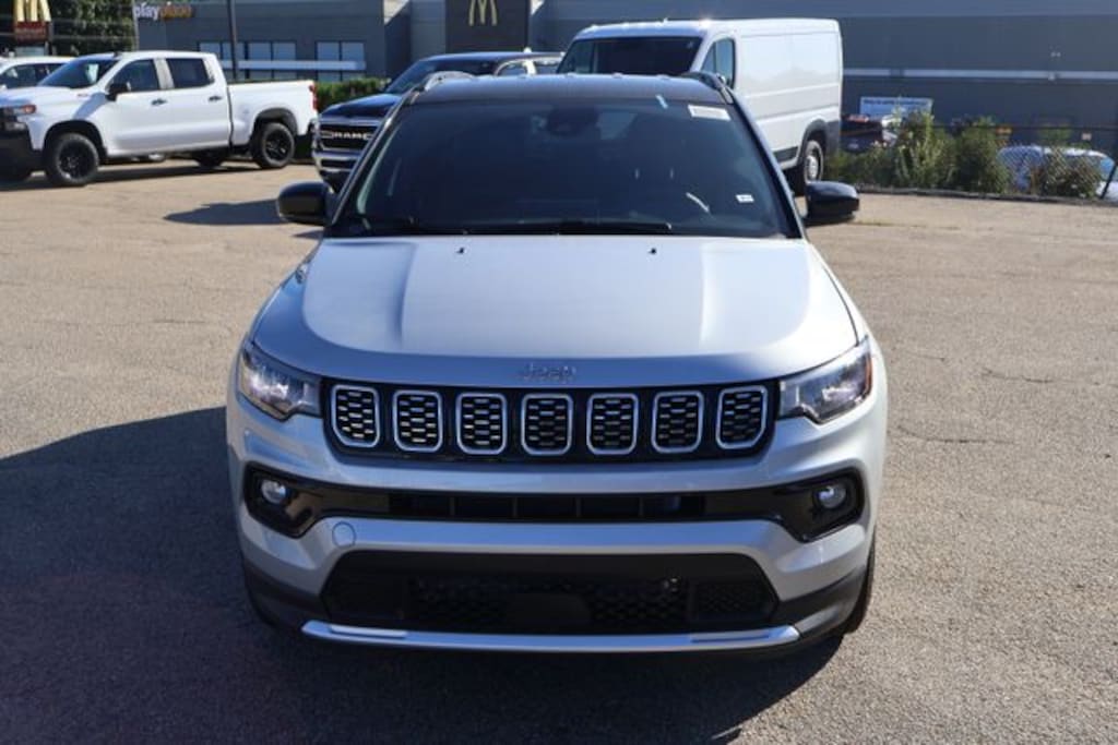 New 2026 Jeep Compass LIMITED 4X4 Sport Utility