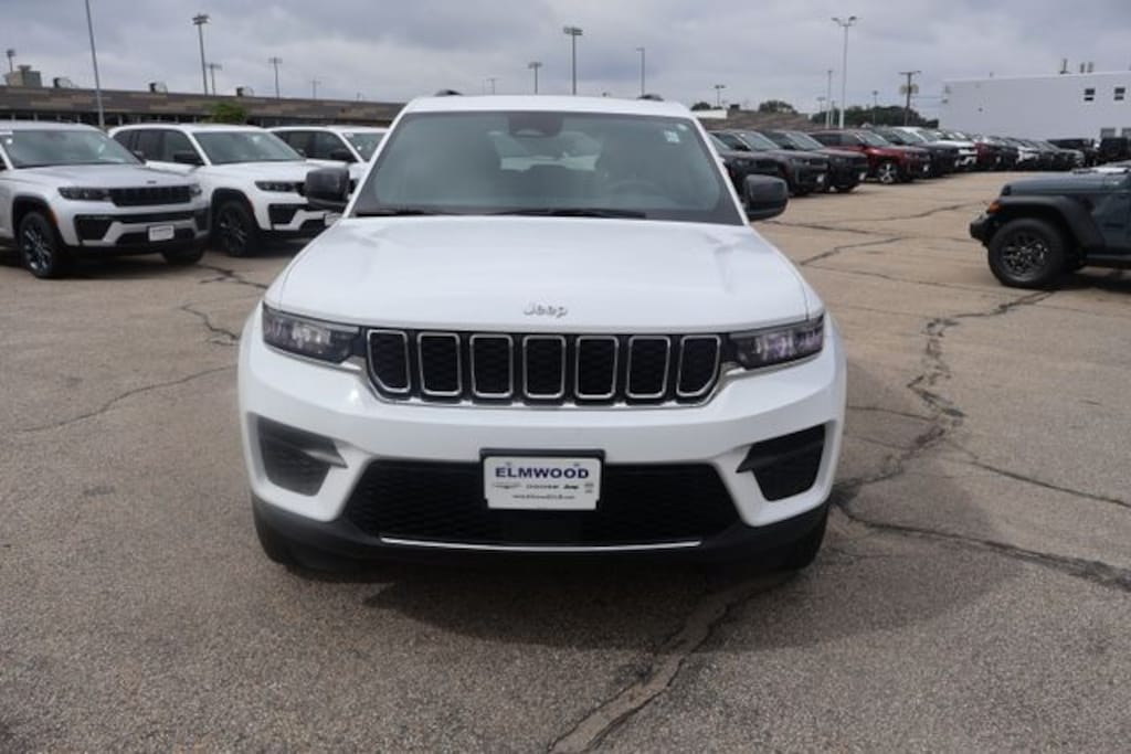 Certified 2025 Jeep Grand Cherokee Laredo SUV