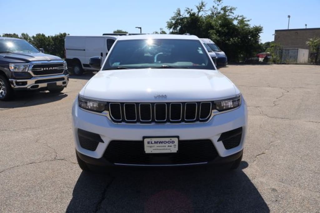 Certified 2025 Jeep Grand Cherokee Laredo X SUV