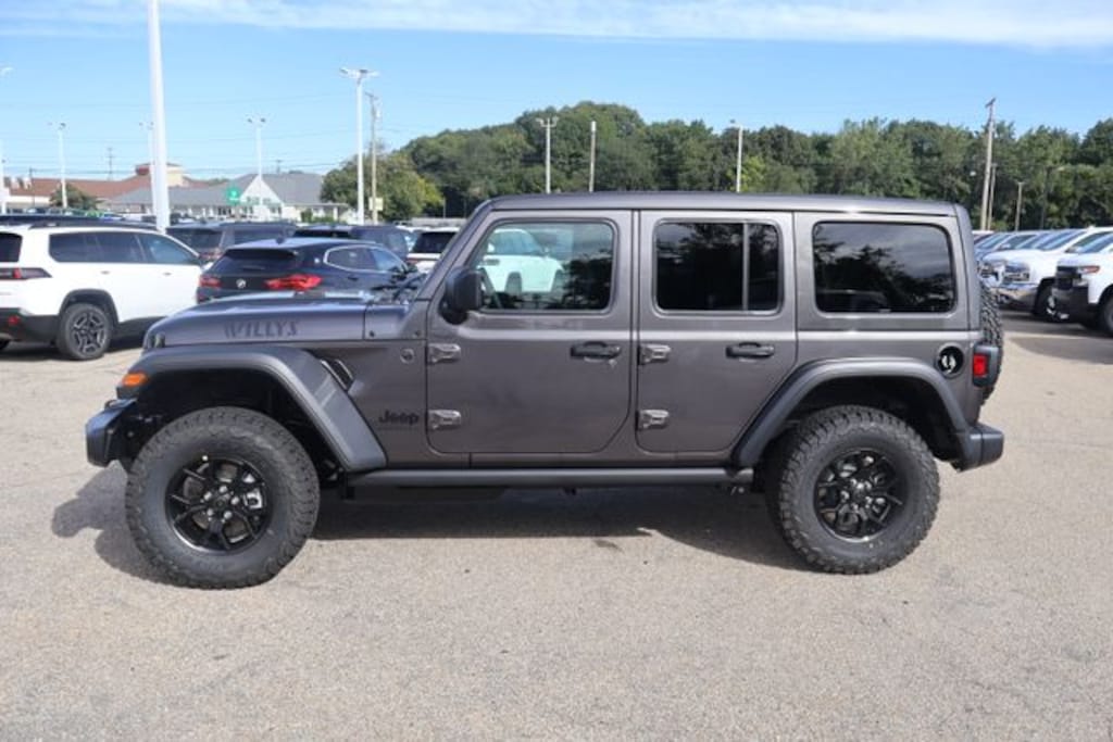 New 2027 Jeep Wrangler 4-DOOR WILLYS Sport Utility