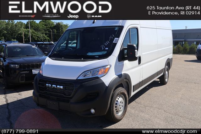 2026 RAM ProMaster Cargo Van Tradesman