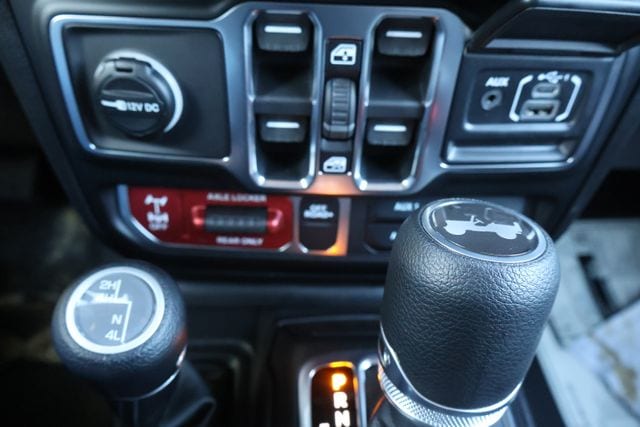 2026 Jeep Wrangler 4-Door Willys - Photo 19