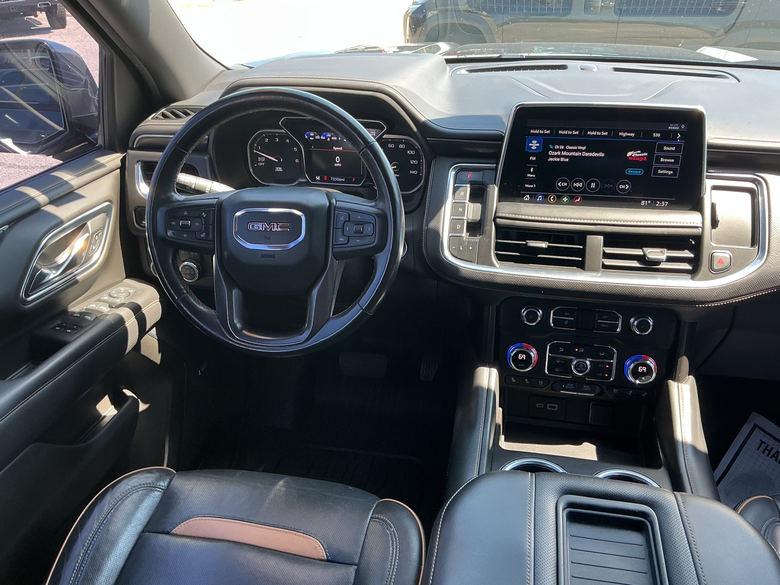2021 GMC Yukon AT4 - Photo 6