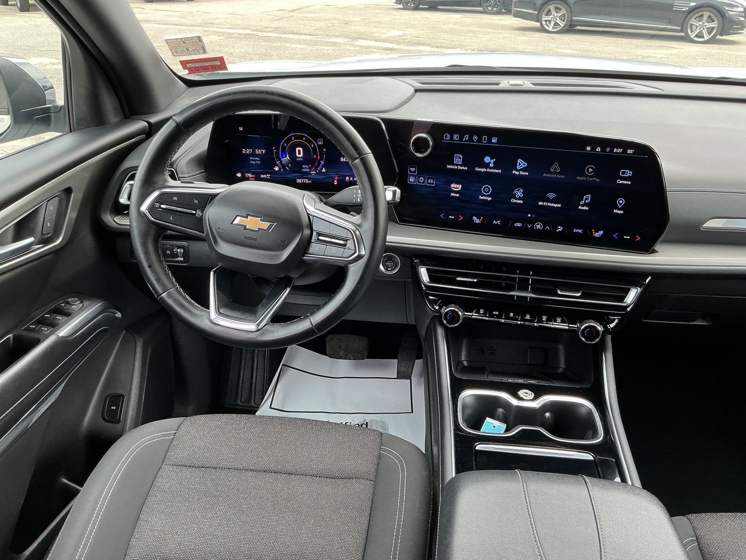 2024 Chevrolet Traverse 2LT - Photo 8