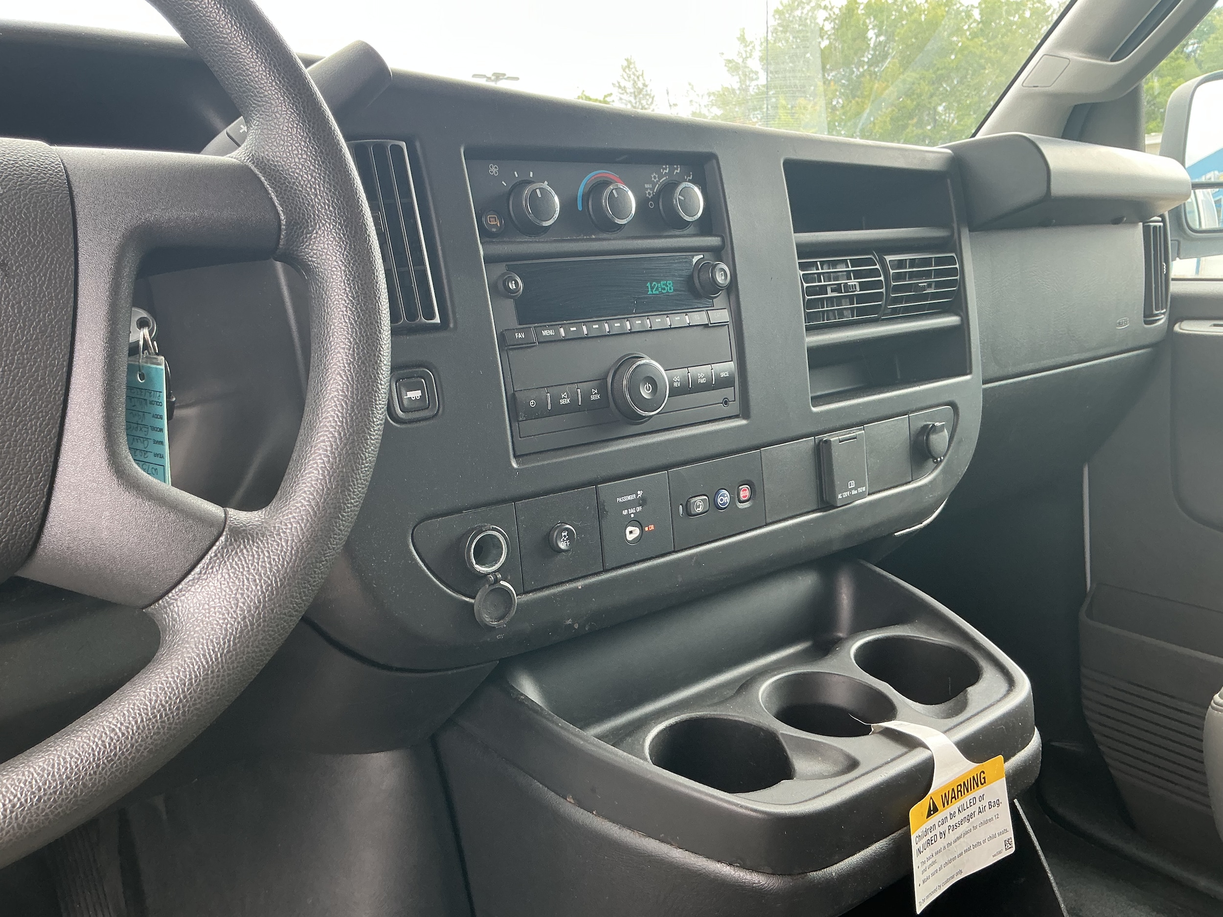 2023 Chevrolet Express Cargo Work Van - Photo 14