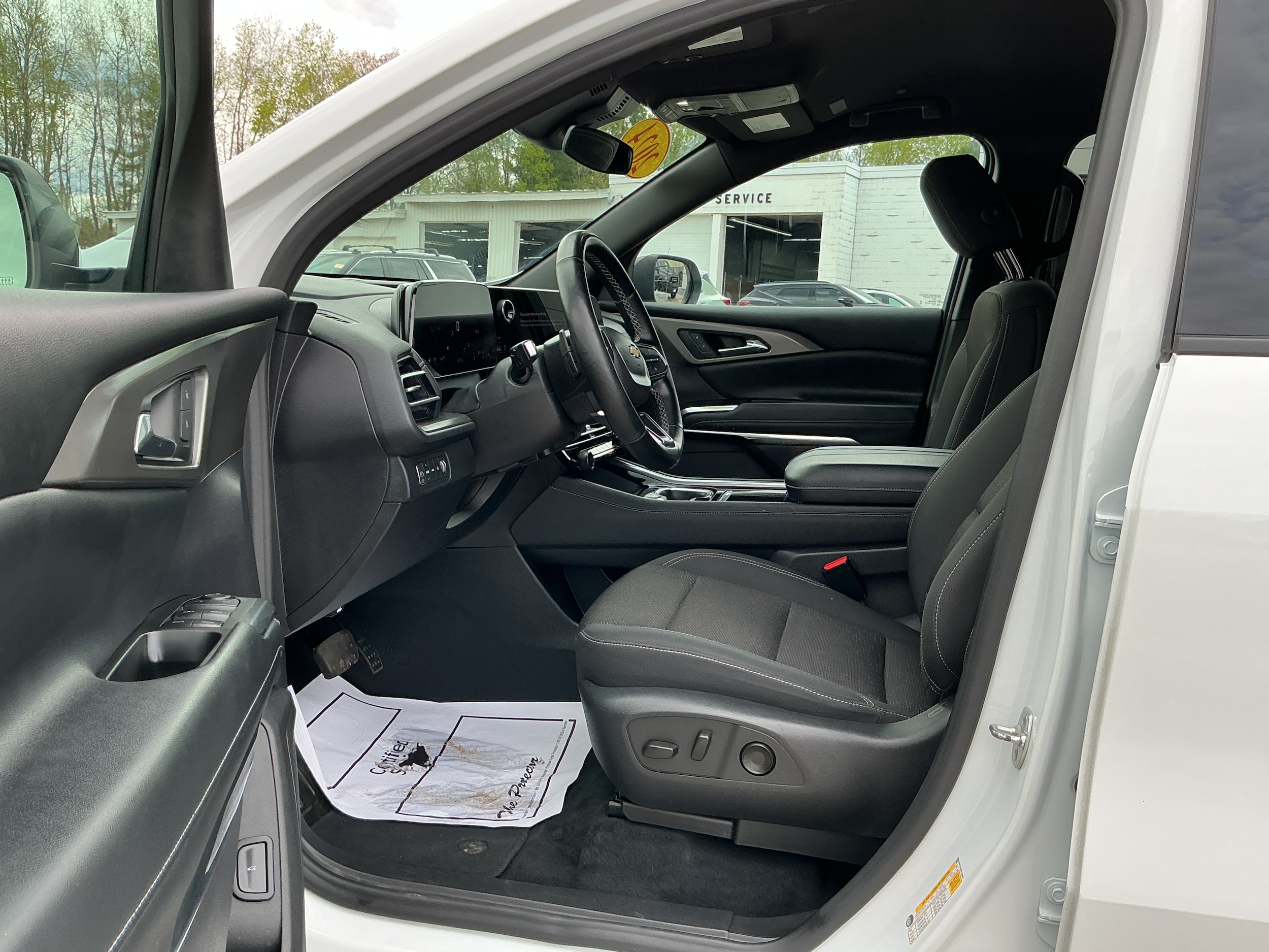 2024 Chevrolet Traverse 2LT - Photo 7