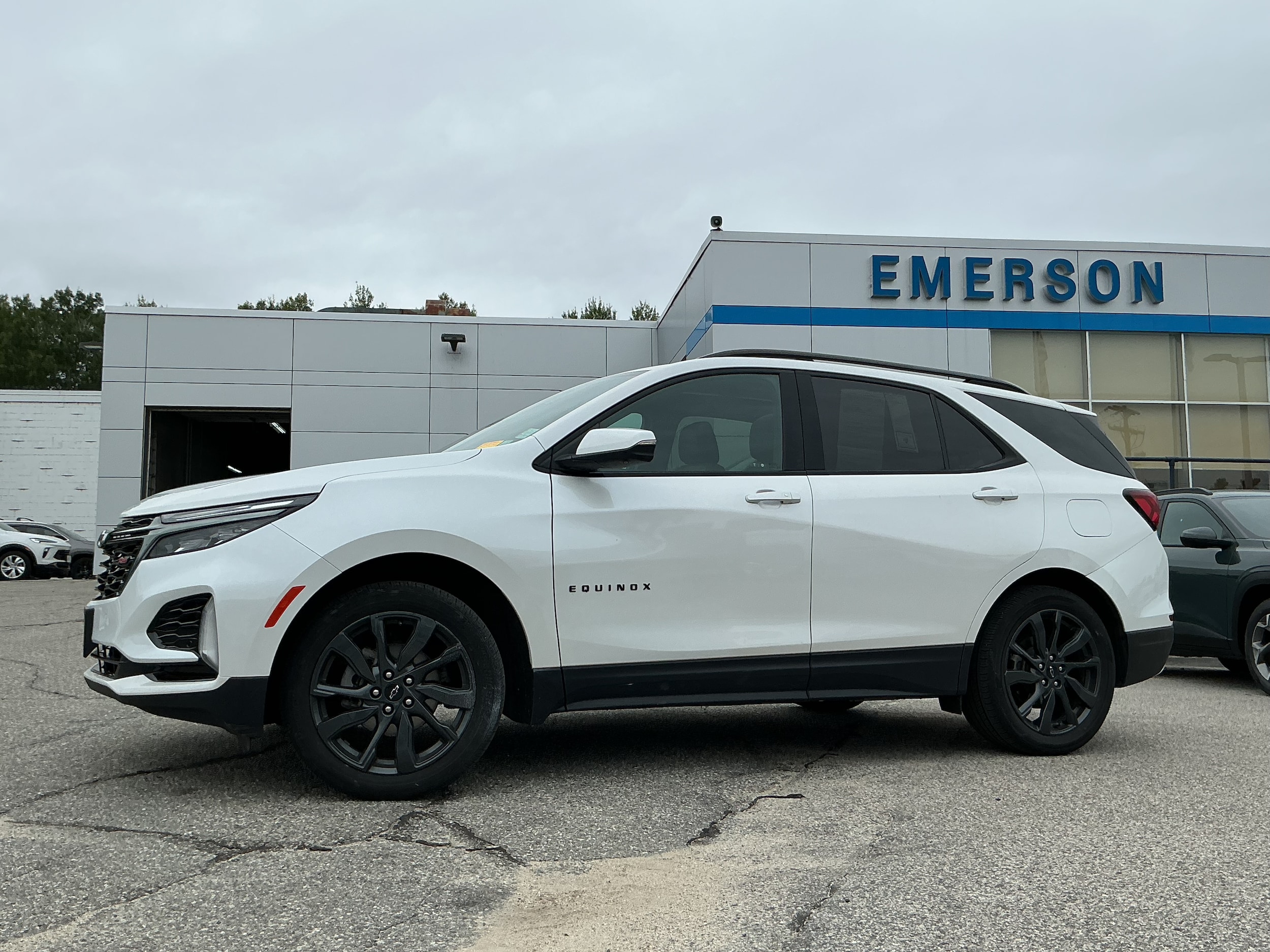 2023 Chevrolet Equinox RS - Photo 10