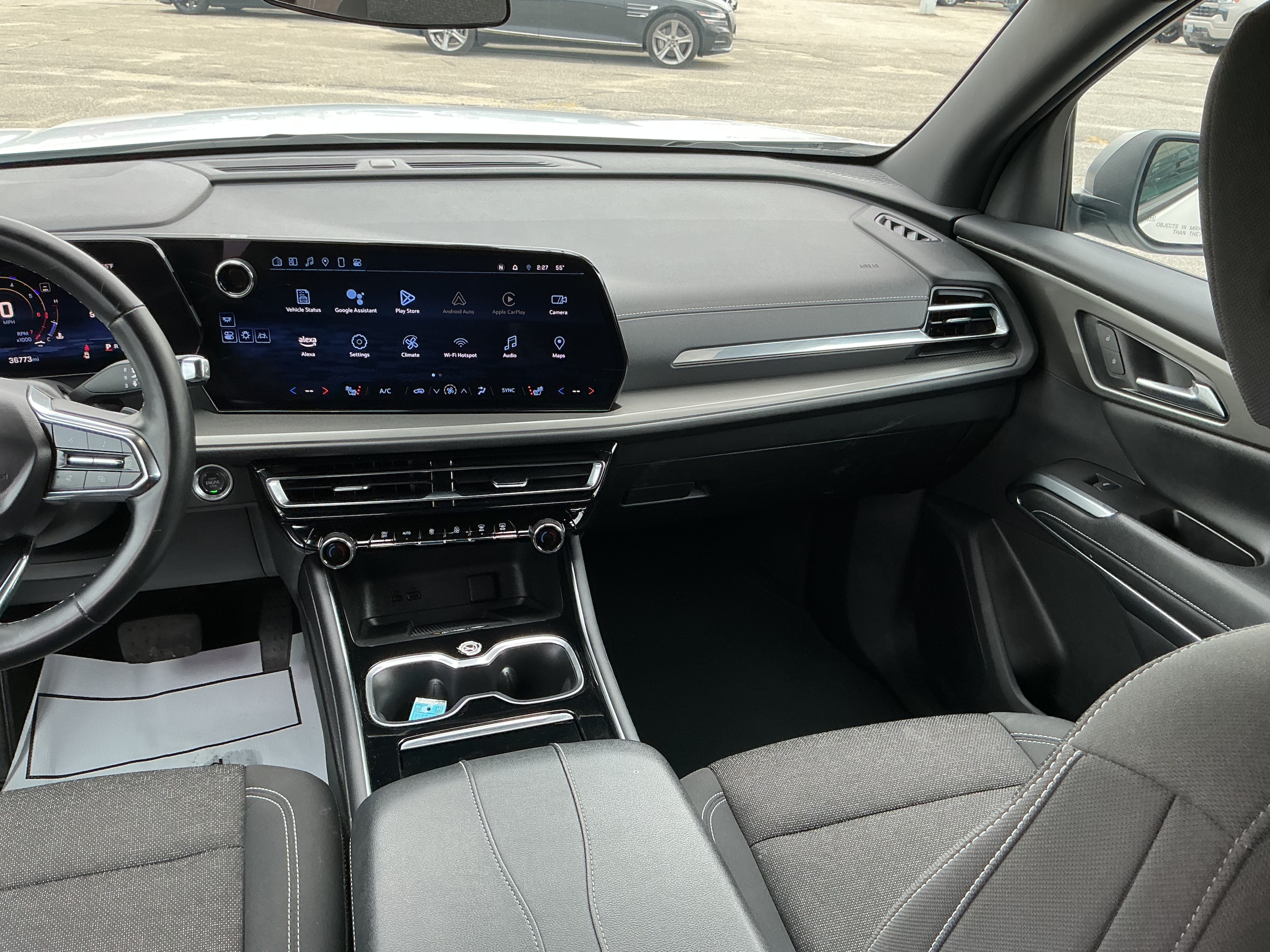 2024 Chevrolet Traverse 2LT - Photo 9