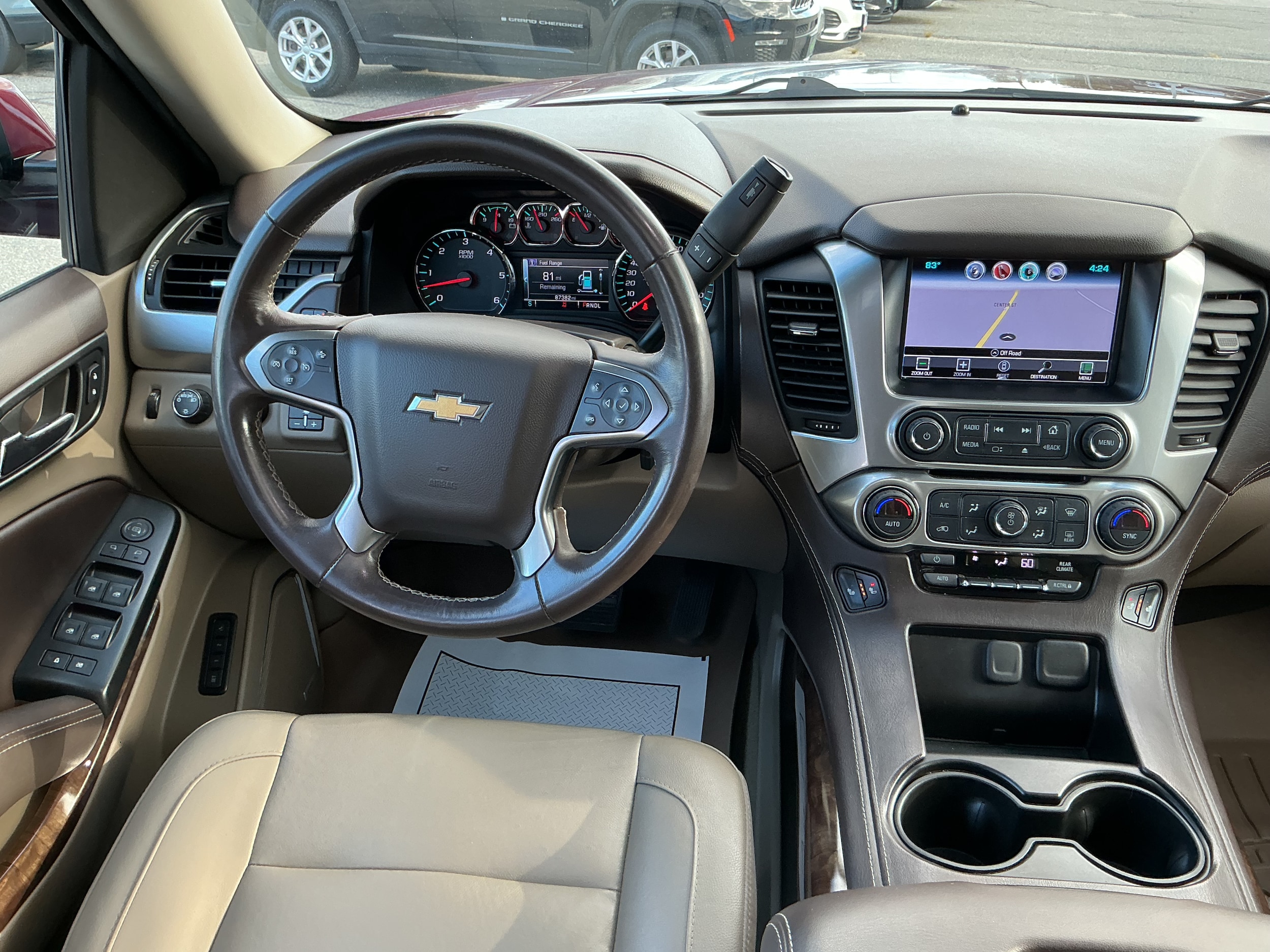 2017 Chevrolet Tahoe LT - Photo 9