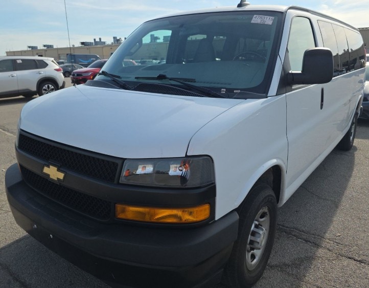 2022 Chevrolet Express Passenger