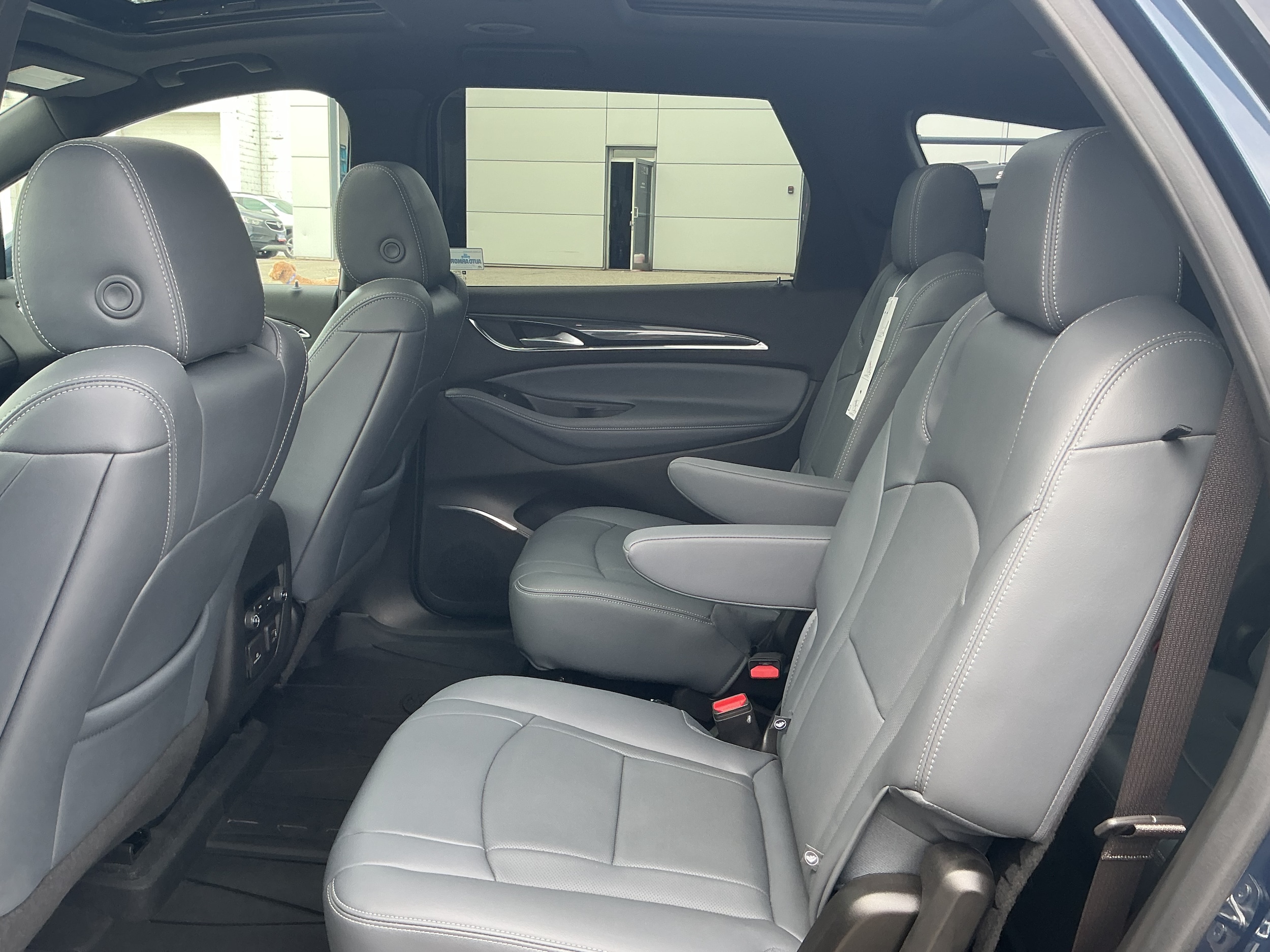 2024 Buick Enclave Essence - Photo 11