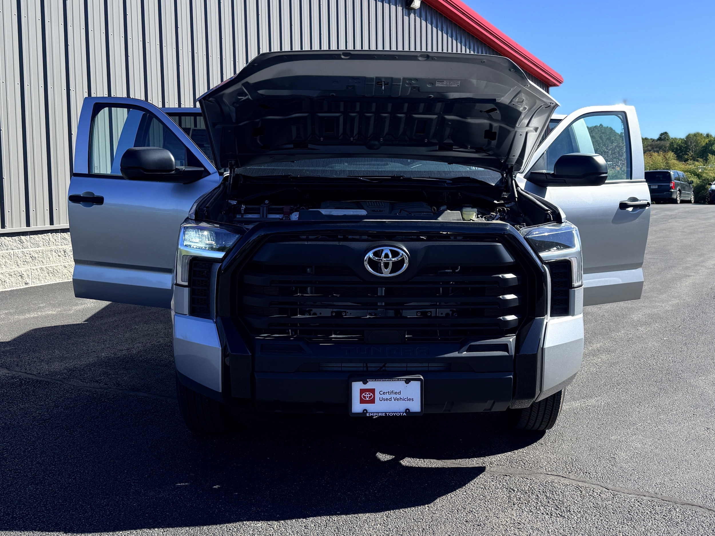 2025 Toyota Tundra SR - Photo 6