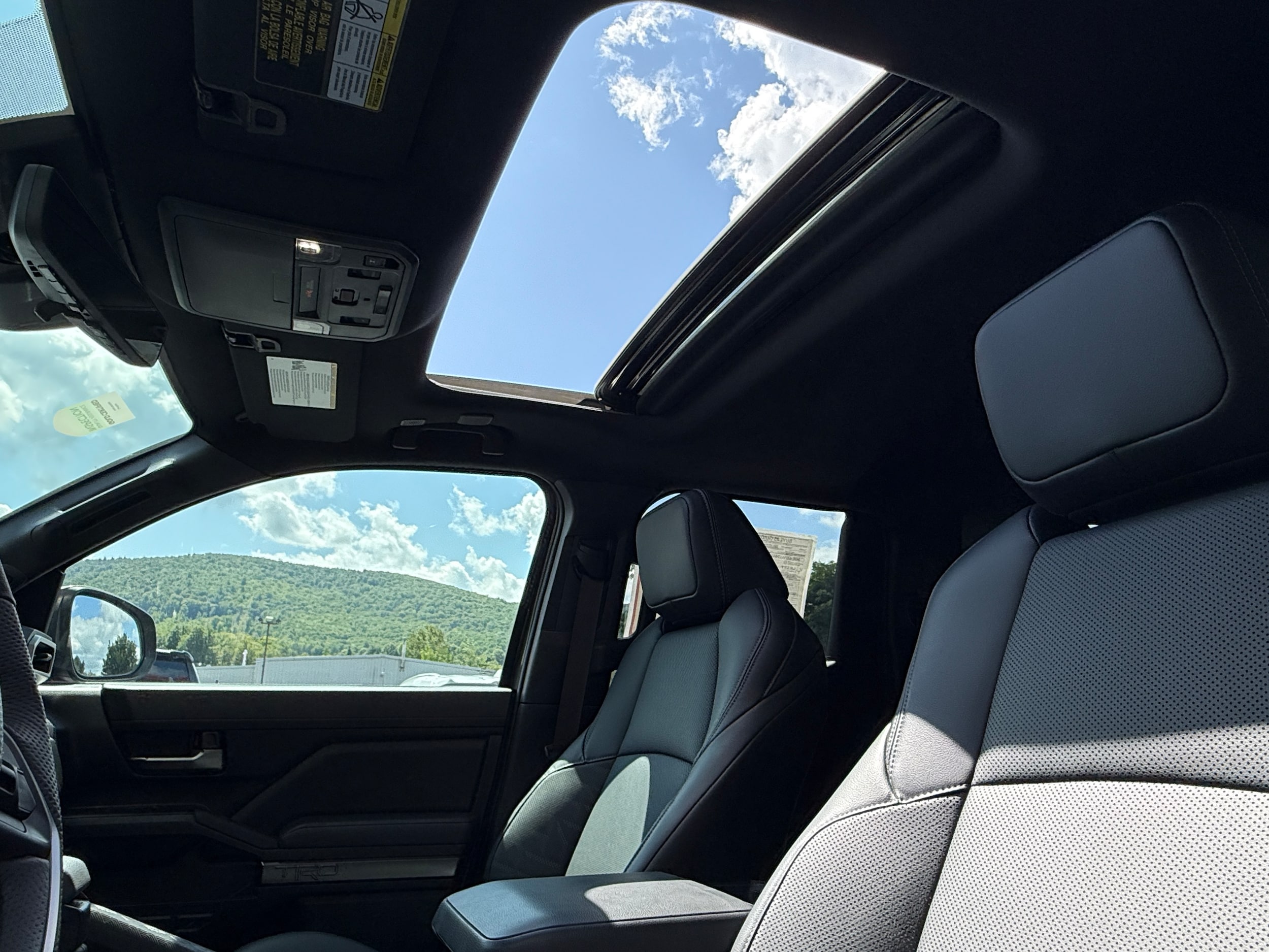 2025 Toyota Tacoma TRD Sport - Photo 34