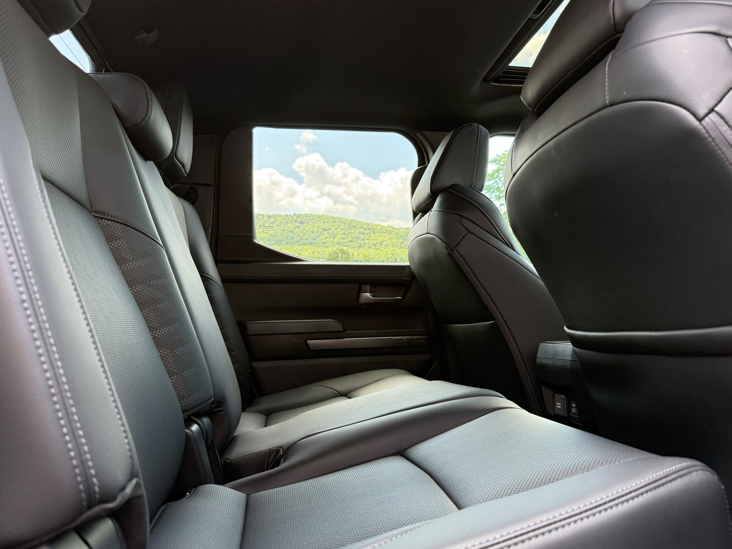 2025 Toyota Tacoma TRD Sport - Photo 30