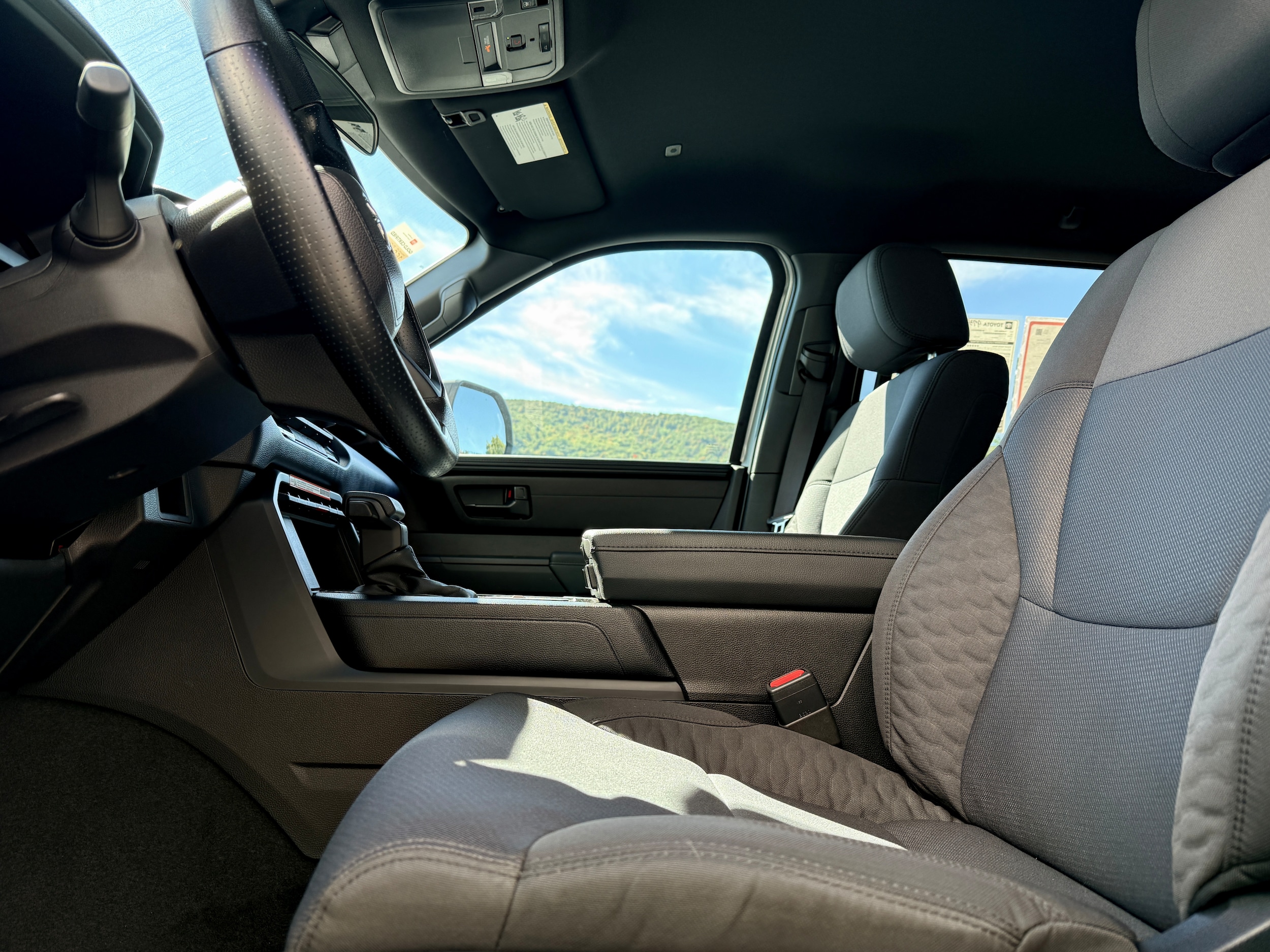 2025 Toyota Tundra SR - Photo 9