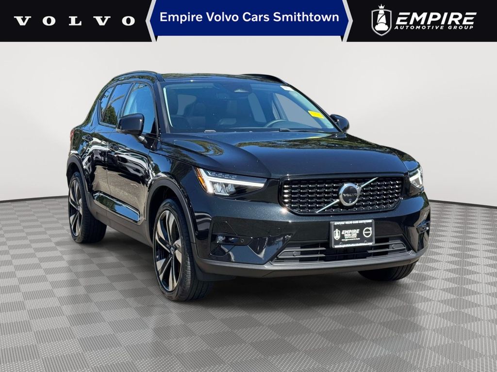 2024 Volvo XC40