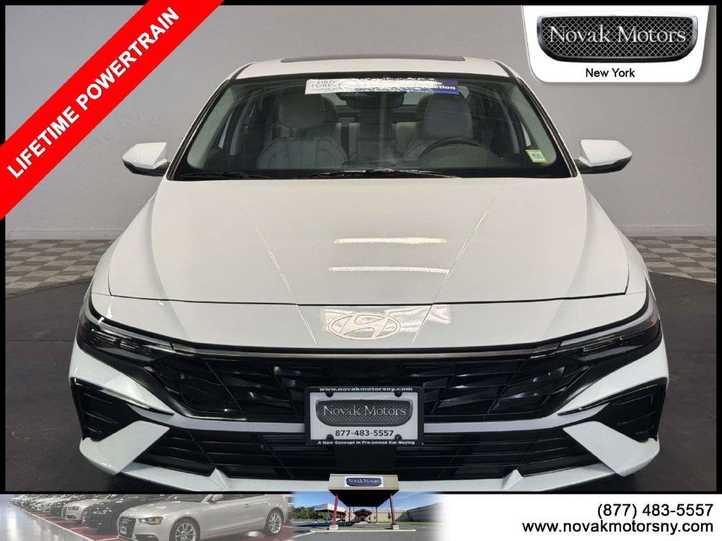 Used 2025 Hyundai Elantra Limited Sedan