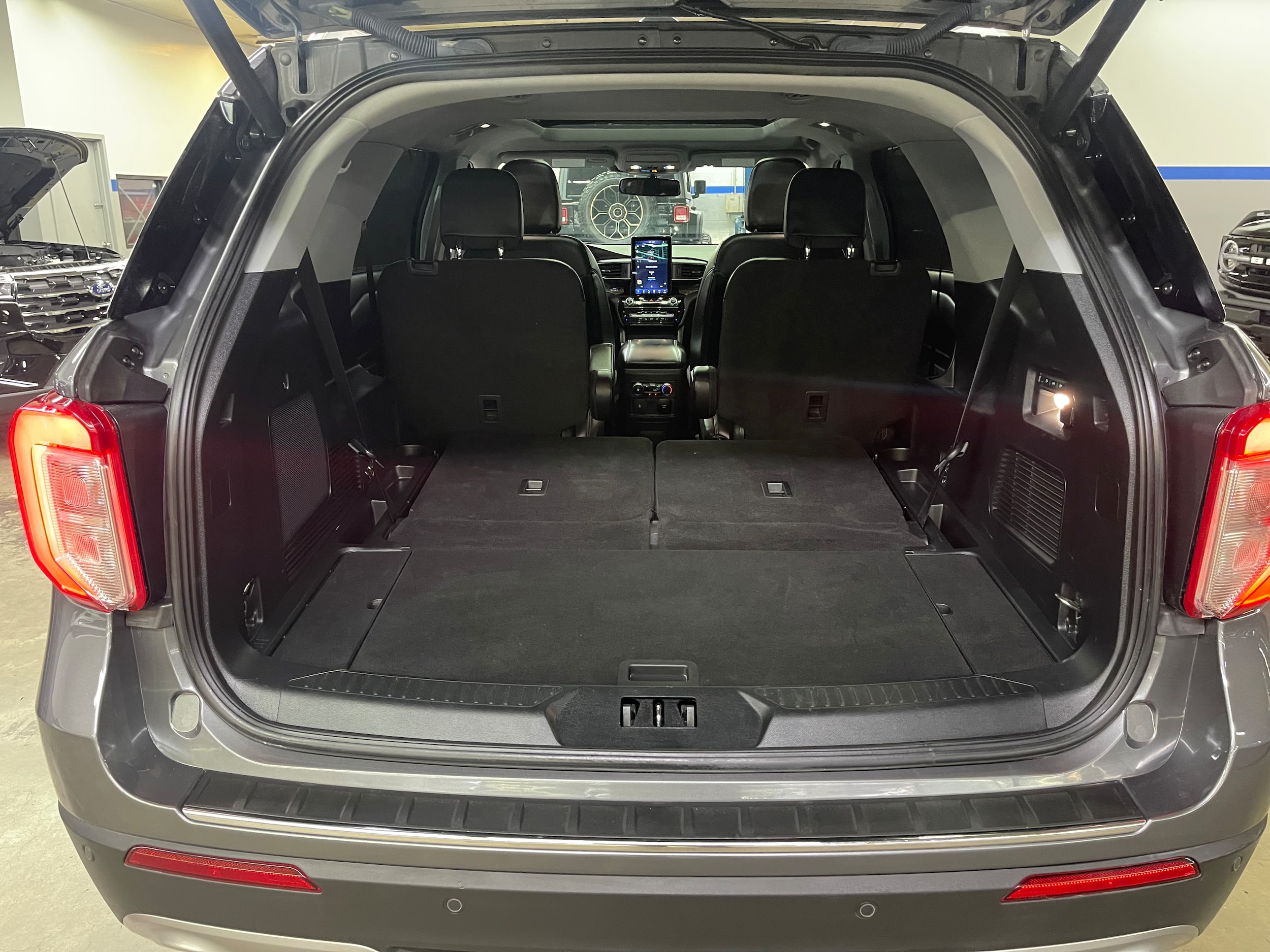 2022 Ford Explorer Limited - Photo 21