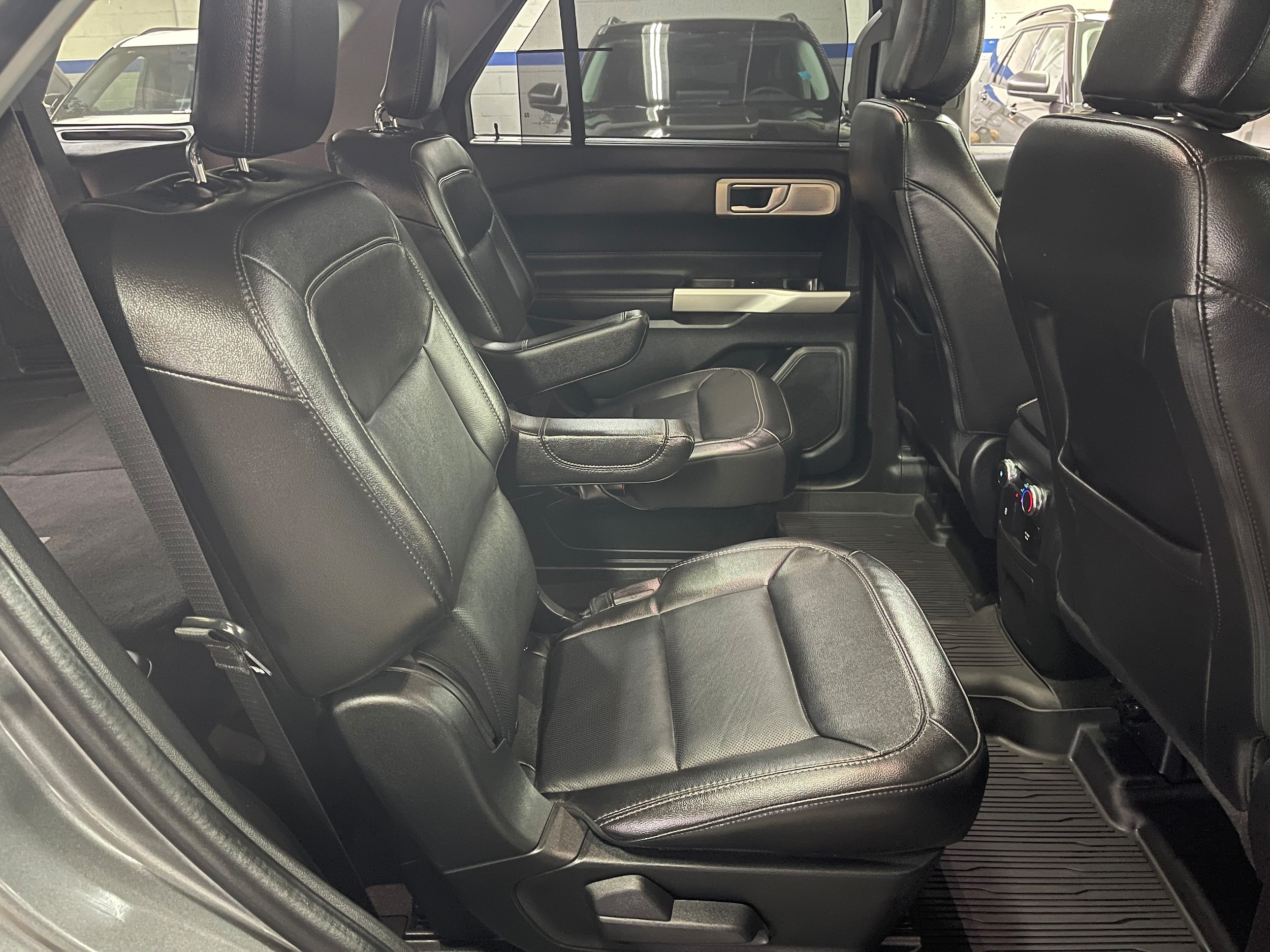 2022 Ford Explorer Limited - Photo 22