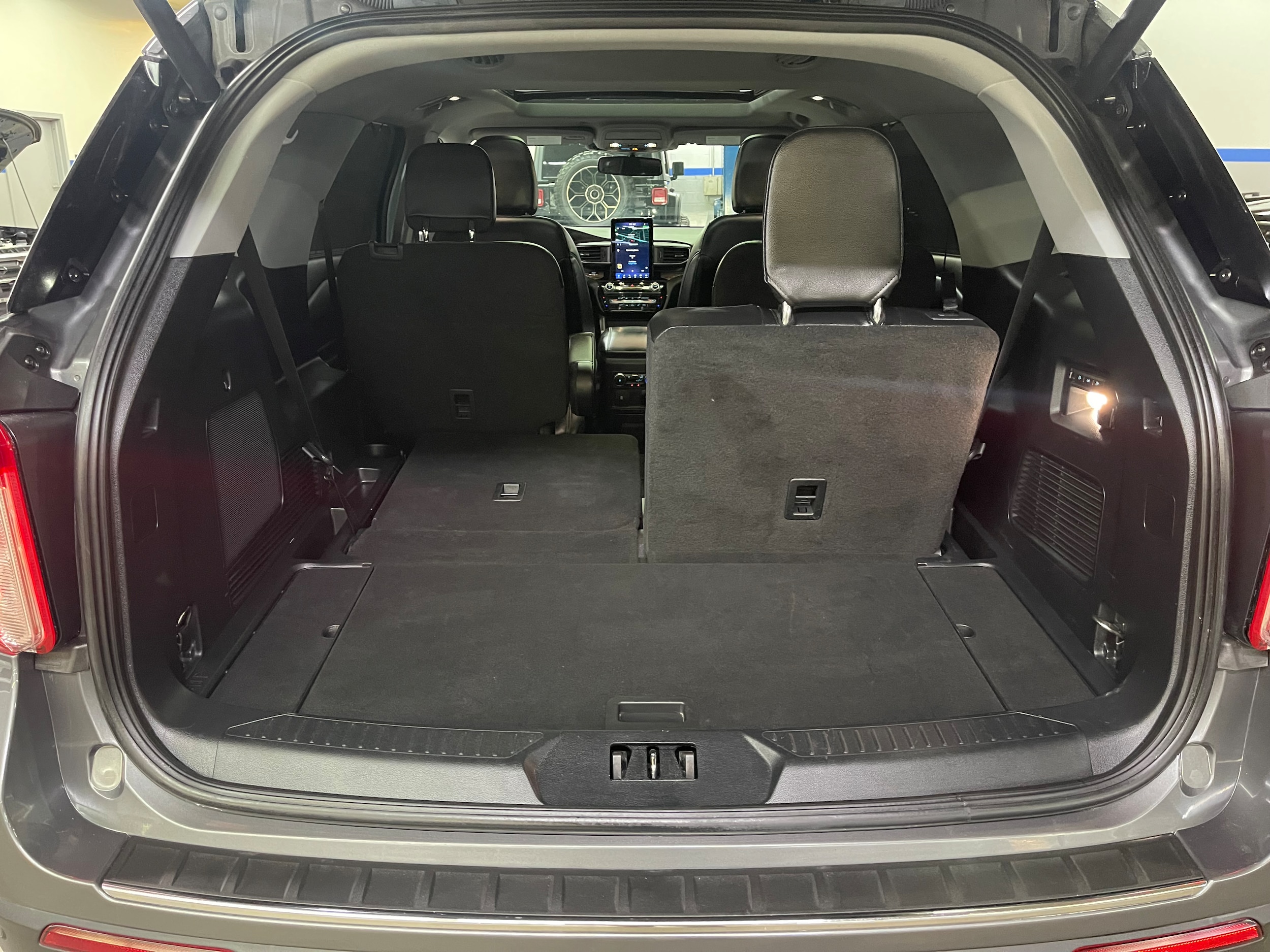 2022 Ford Explorer Limited - Photo 20