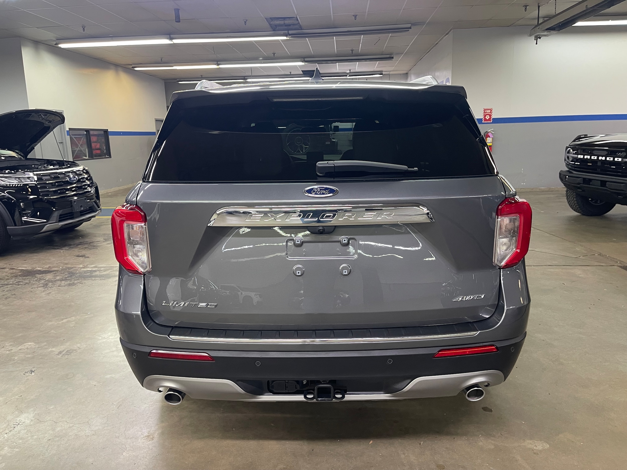 2022 Ford Explorer Limited - Photo 6