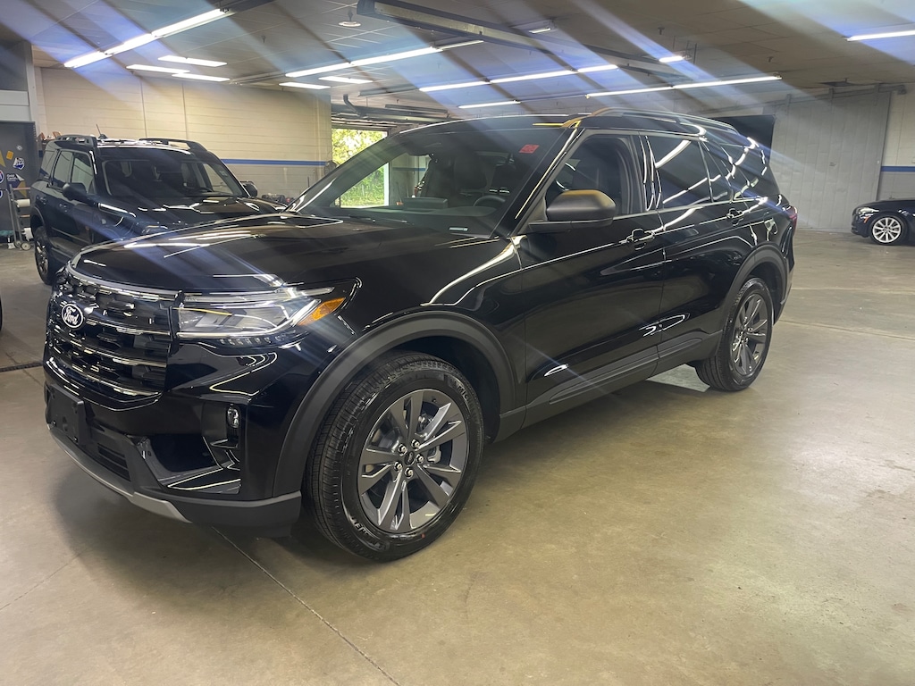 New 2027 Ford Explorer Active SUV
