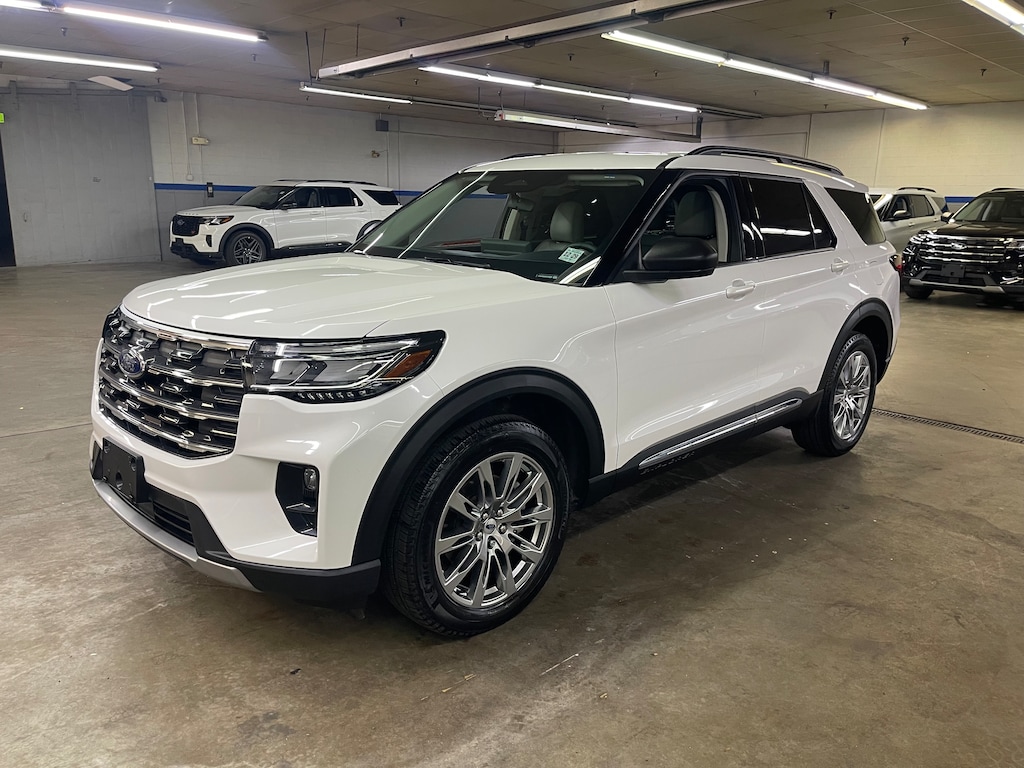 Certified 2025 Ford Explorer Active SUV