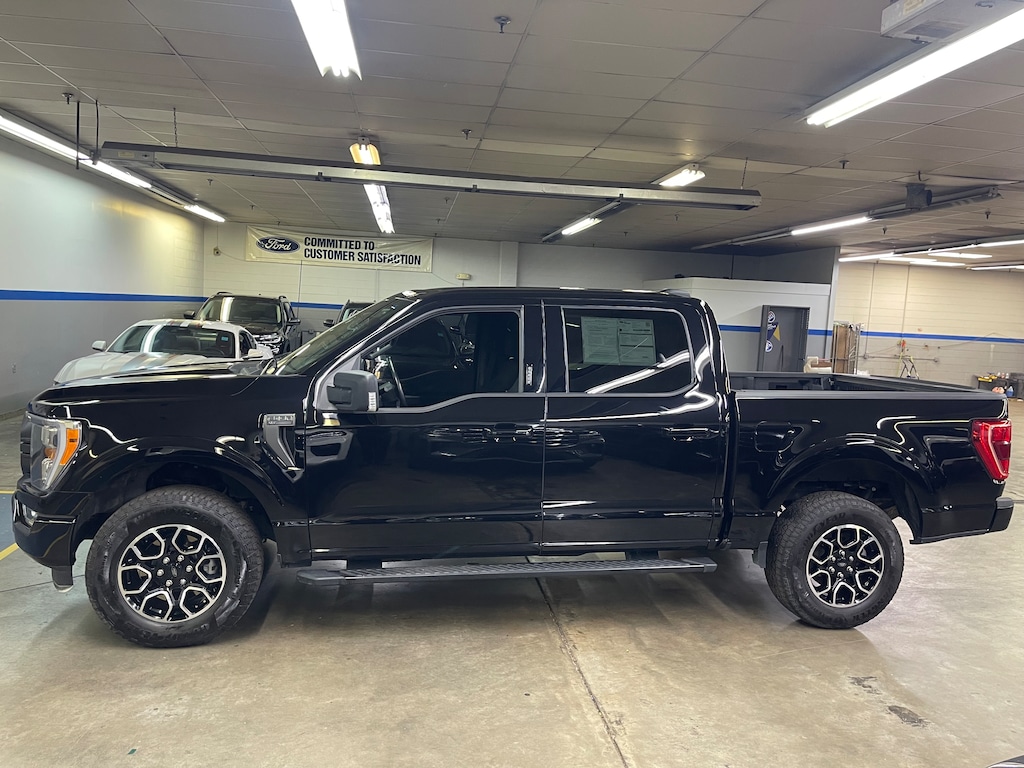 Certified 2023 Ford F-150 XLT CREW CAB SHORT BED TRUCK
