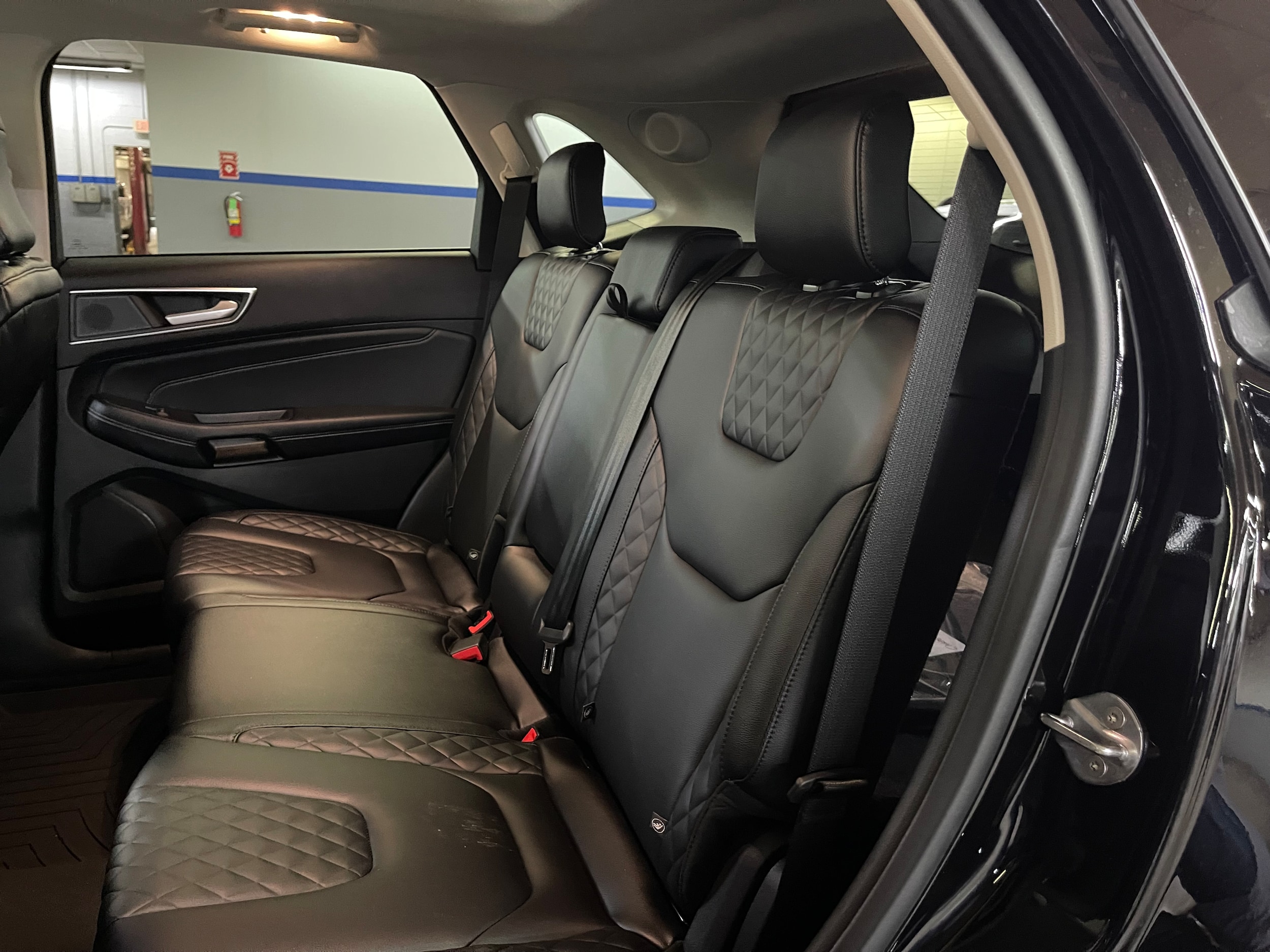 2023 Ford Edge Titanium - Photo 17