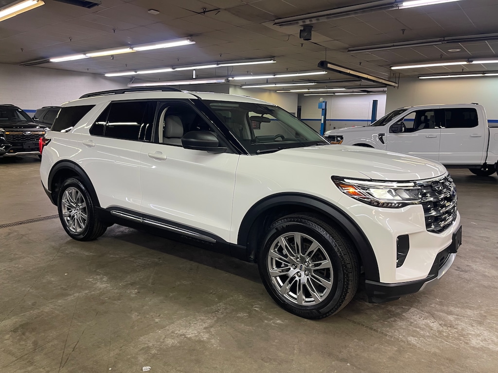 Certified 2025 Ford Explorer Active SUV