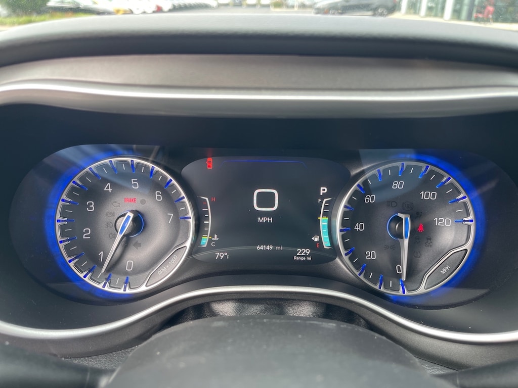 Used 2023 Chrysler Pacifica Touring L Van Passenger Van