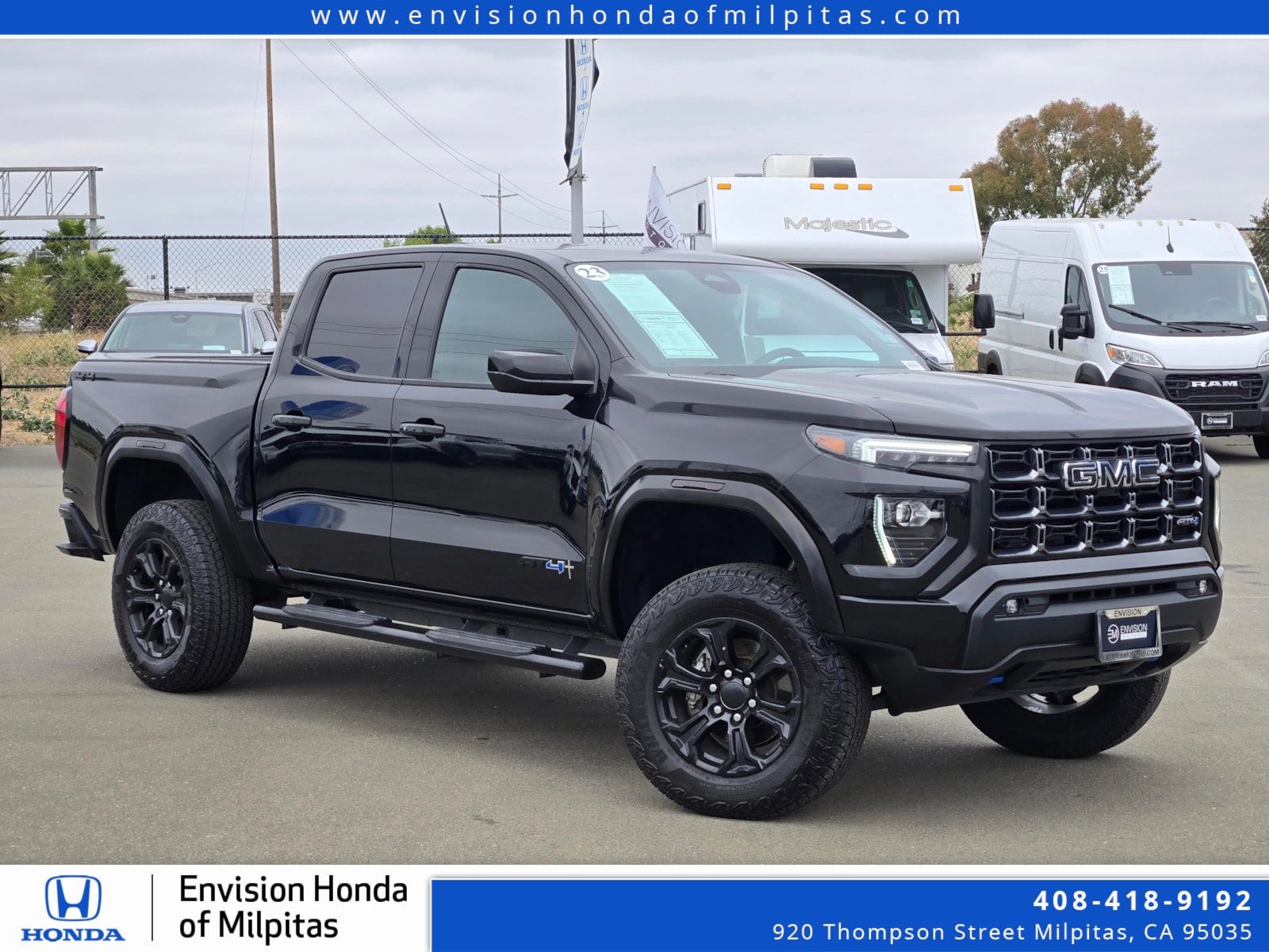 2023 GMC Canyon AT4