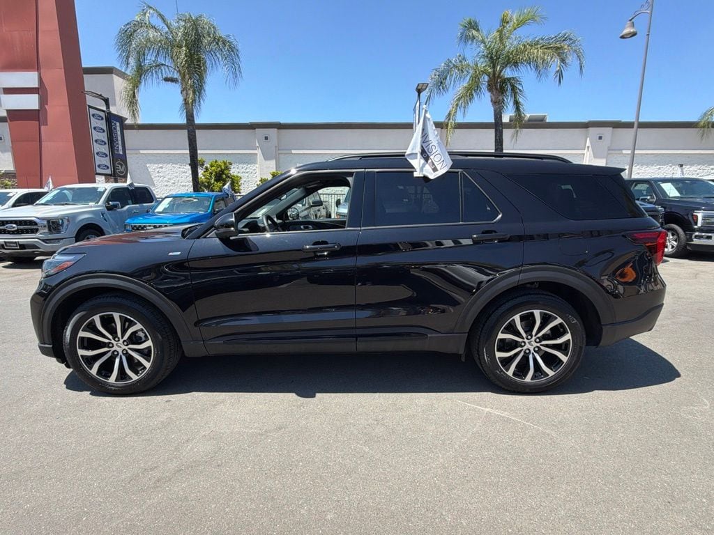 2026 Ford Explorer ST-LINE - Photo 7