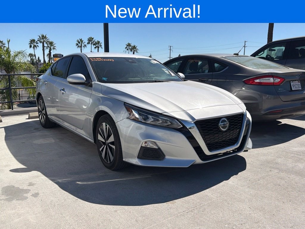 2021 Nissan Altima SV