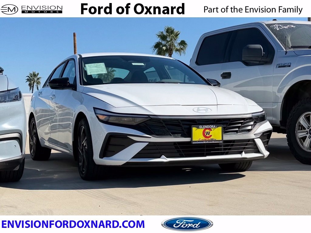 2025 Hyundai Elantra Blue
