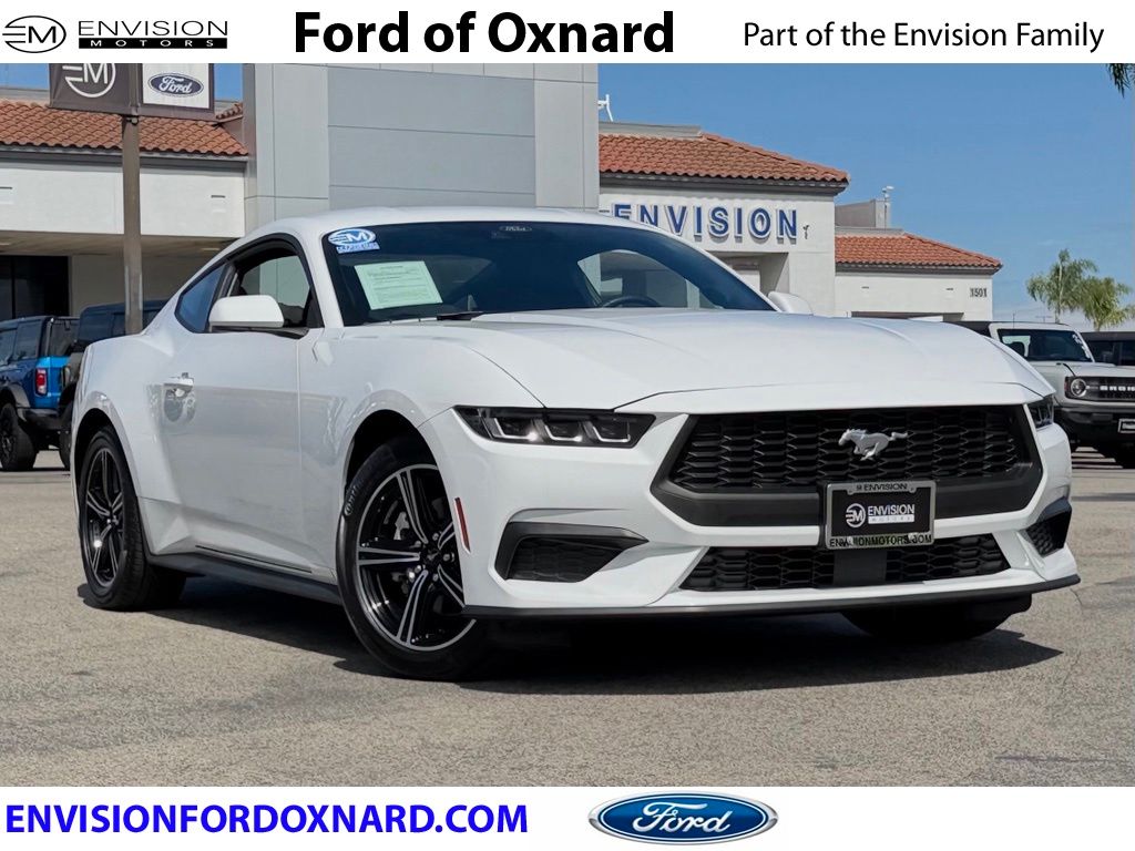 2025 Ford Mustang Coupe 