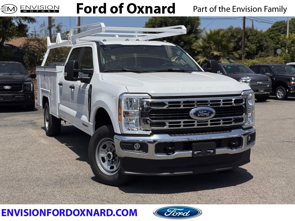 2026 Ford F-350 Chassis Truck Crew Cab 