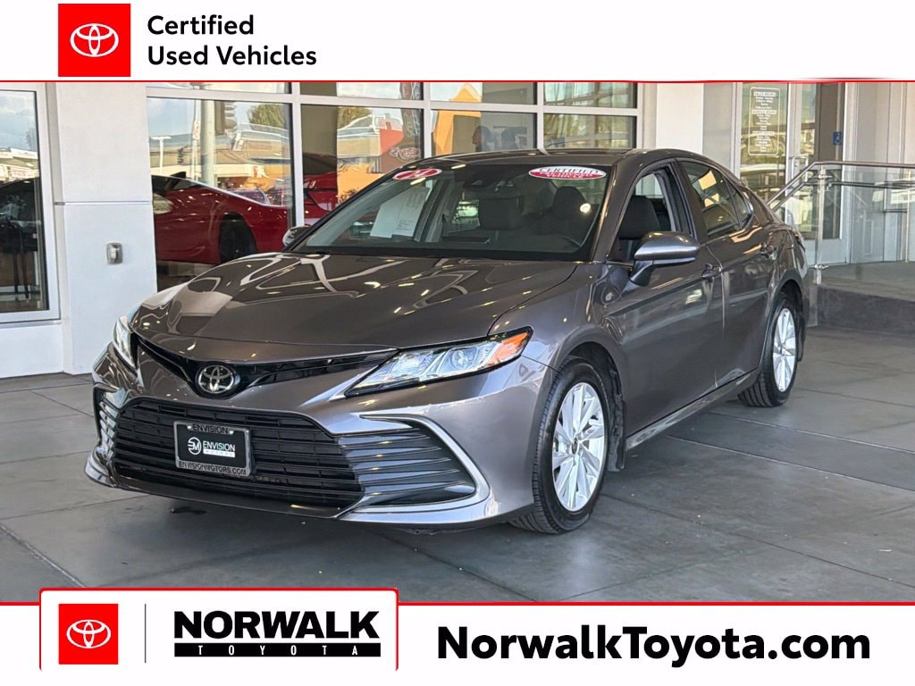 2024 Toyota Camry LE
