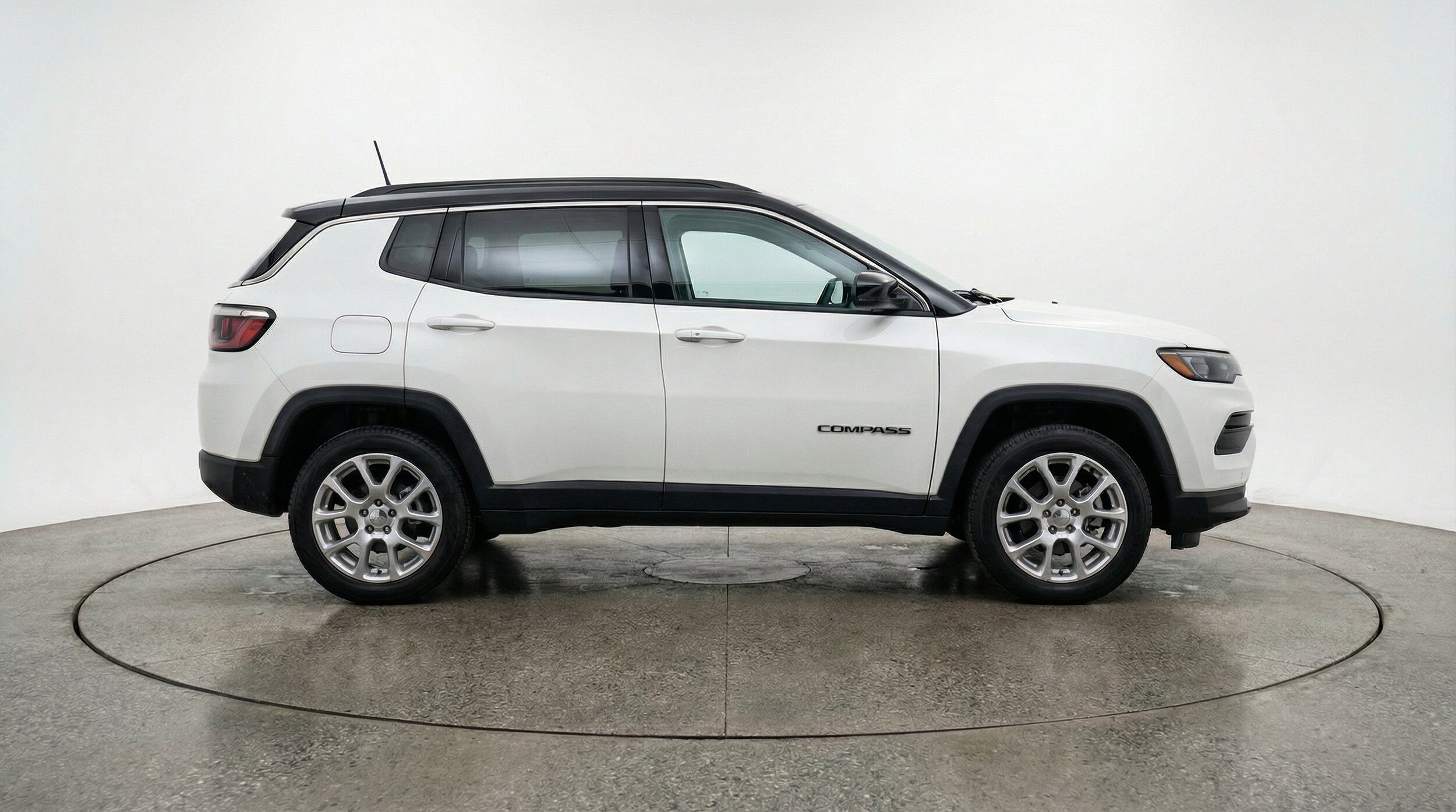 Thumbnail: 2025 Jeep Compass - 11